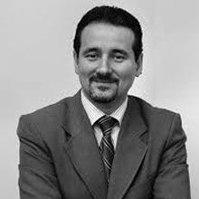 Av. Mehmet Uzer